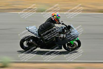 media/May-31-2025-Classic Track Day (Sat) [[da23ab3028]]/Group C/Session 4 (Turns 4 and 6)/